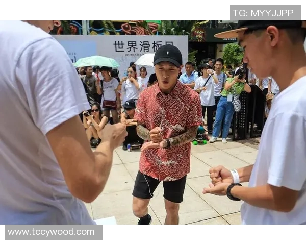 深圳滑板队的默契配合与团队协作探讨之旅 深圳滑板队的默契配合与团队协作探讨之旅